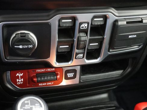 Used 2022 Jeep Wrangler Unlimited Rubicon 4xe w/ Safety Group image 27