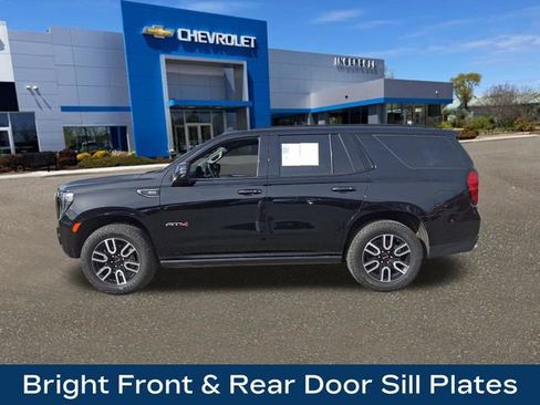 Used 2024 GMC Yukon AT4 w/ AT4 Premium Plus Package AWD/4WD image 30
