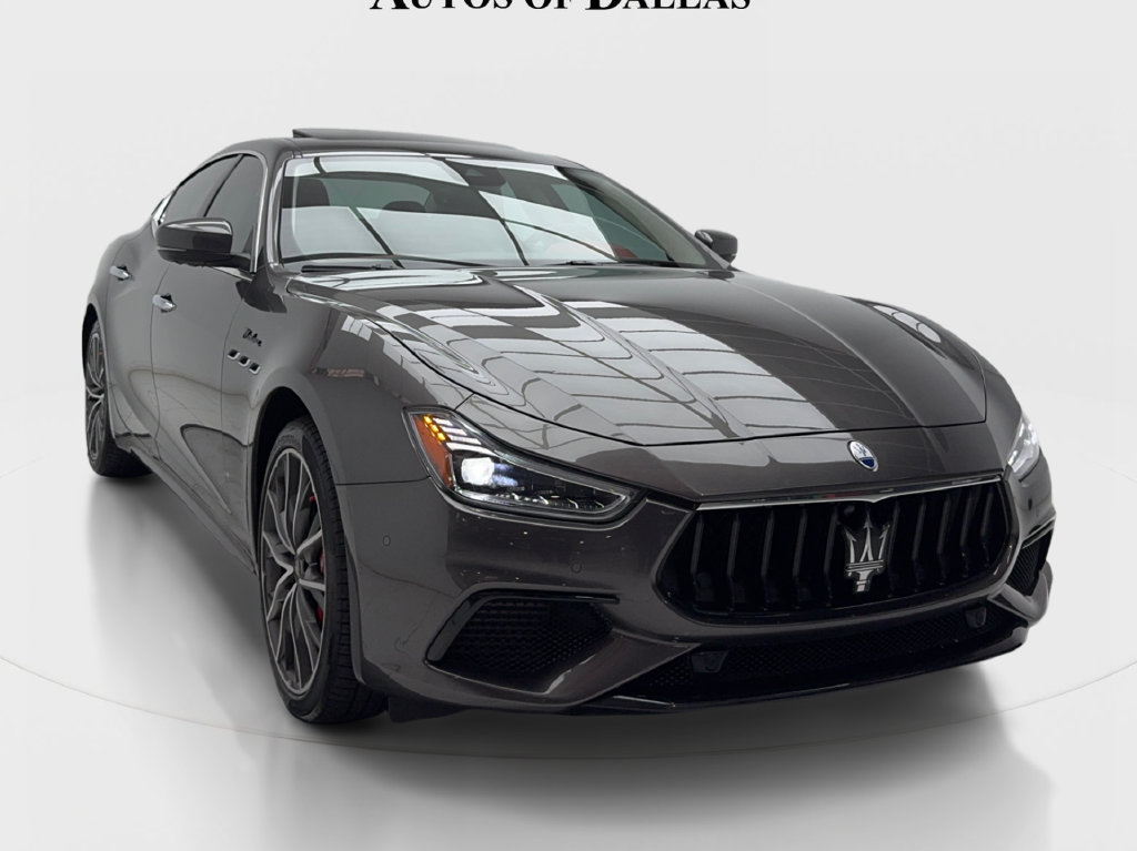 Used 2023 Maserati Ghibli Modena RWD image 3