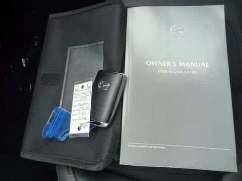 Used 2025 MAZDA CX-30 AWD 2.5 S w/ Select Sport Pkg image 33