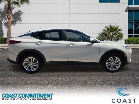 Certified 2024 Buick Envista Sport Touring w/ Convenience I Package FWD image 5