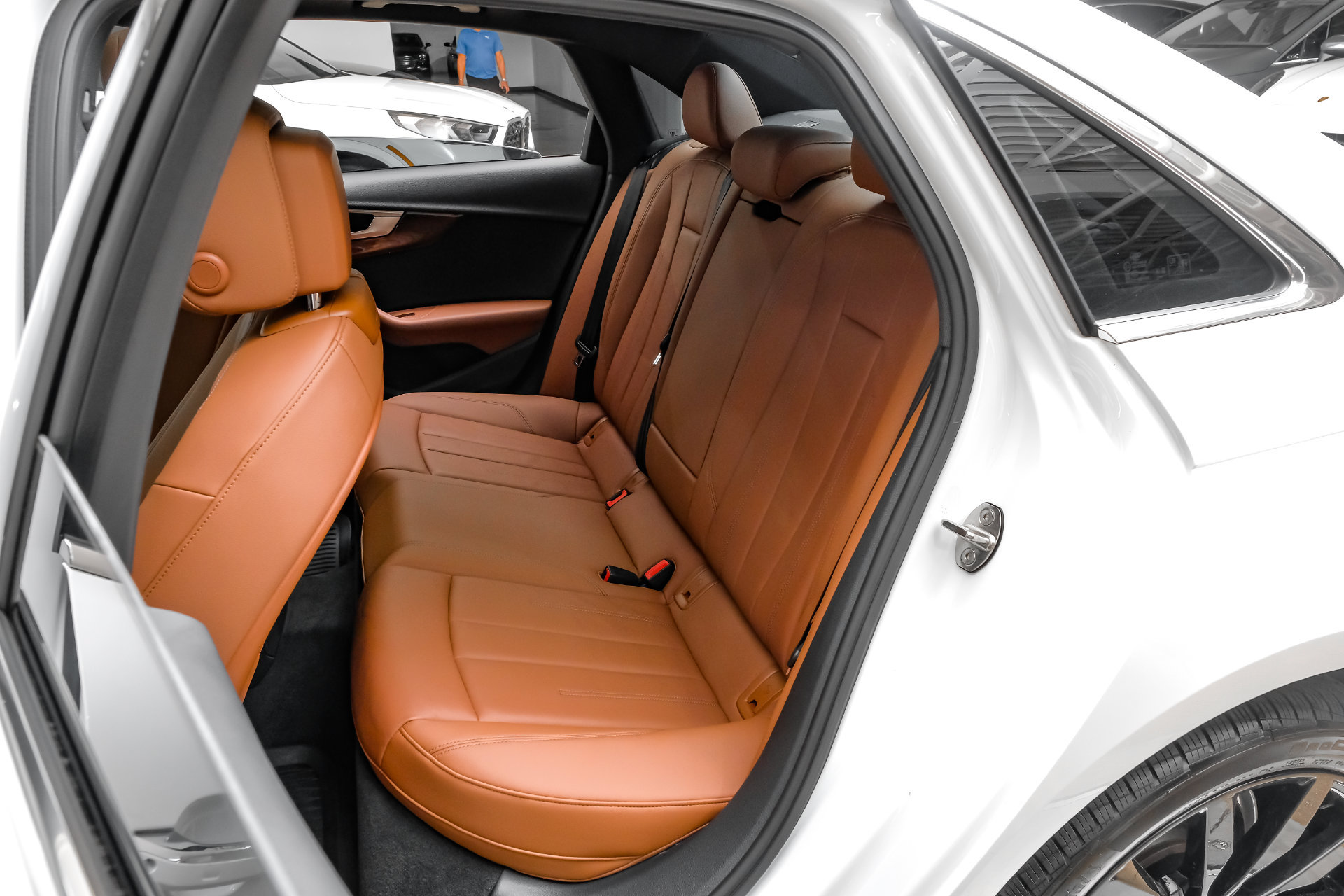 Used 2023 Audi A4 2.0T Premium w/ Convenience Package AWD/4WD image 43