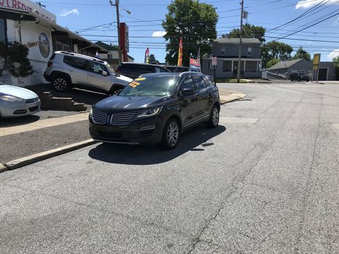 Used 2015 Lincoln MKC w/ Equipment Group 101A Select AWD/4WD image 2