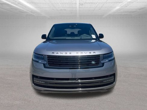 New 2026 Land Rover Range Rover Long Wheelbase SE AWD/4WD image 8