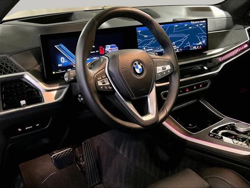 Certified 2024 BMW X5 xDrive40i w/ Premium Package AWD/4WD image 17