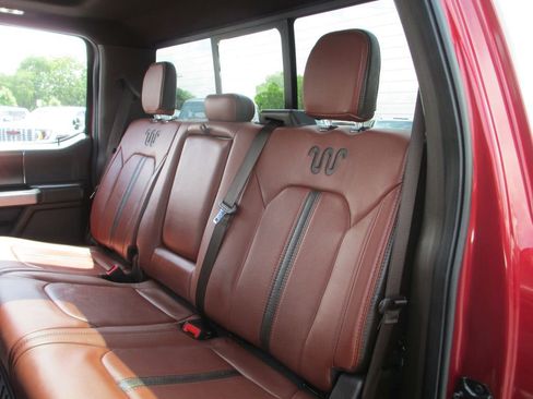 Used 2019 Ford F250 King Ranch w/ King Ranch Ultimate Package AWD/4WD image 25