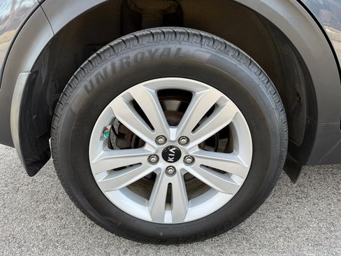 Used 2019 Kia Sportage LX w/ LX Popular Package image 25