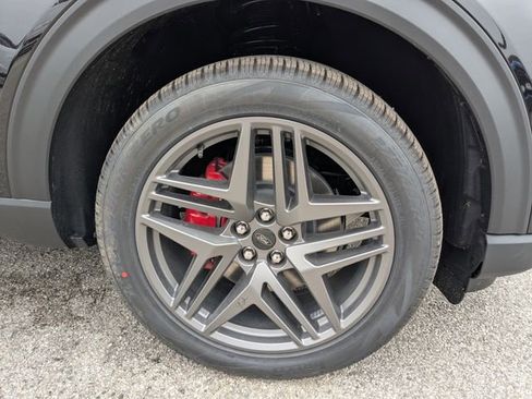 New 2026 Ford Explorer ST-Line w/ ST-Line Street Pack image 4