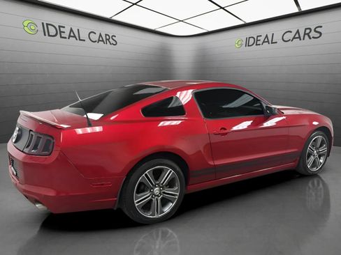 Used 2013 Ford Mustang Coupe w/ V6 Performance Pkg RWD image 5