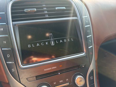 Used 2016 Lincoln MKX Black Label w/ Technology Package image 9