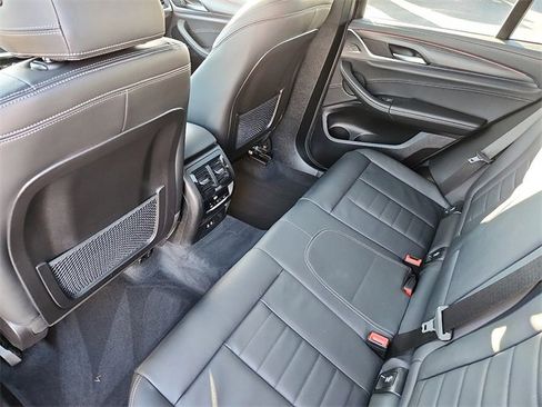 Used 2022 BMW X3 M40i image 11