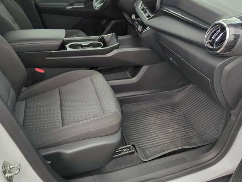 Used 2025 Chevrolet Equinox LT w/ Safety and Technology Package AWD/4WD image 41