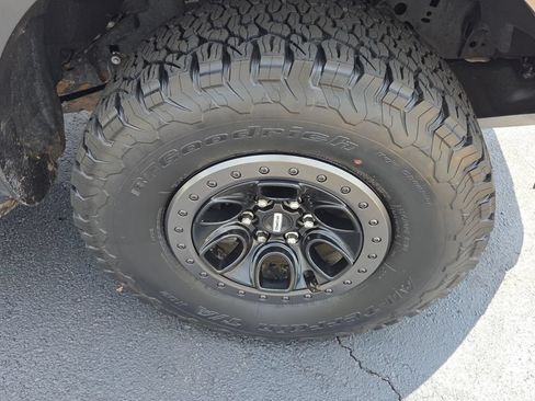 Used 2023 Ford F150 Raptor AWD/4WD image 27
