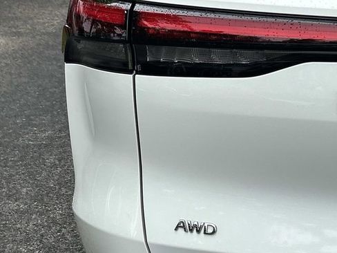 Used 2023 INFINITI QX60 Pure AWD/4WD image 12