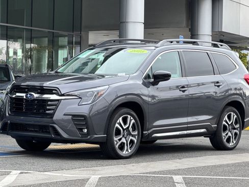 Certified 2025 Subaru Ascent Limited AWD/4WD image 10