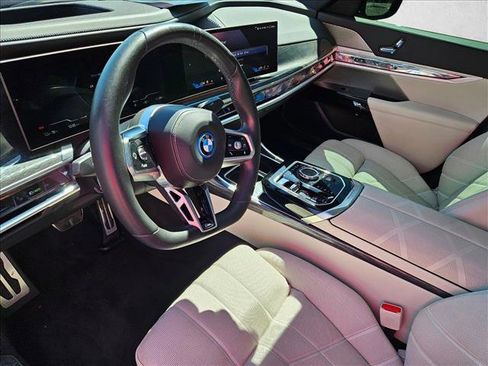 Certified 2023 BMW i7 xDrive60 image 10