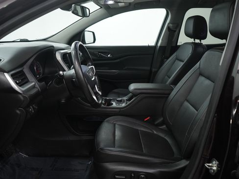 Used 2020 GMC Acadia SLT w/ Premium Package image 14