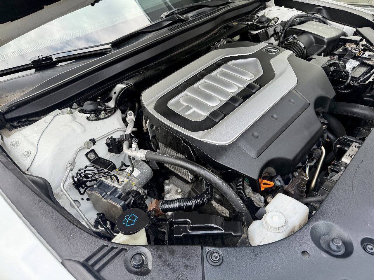 Used 2018 Acura RLX w/ Technology Package FWD image 16