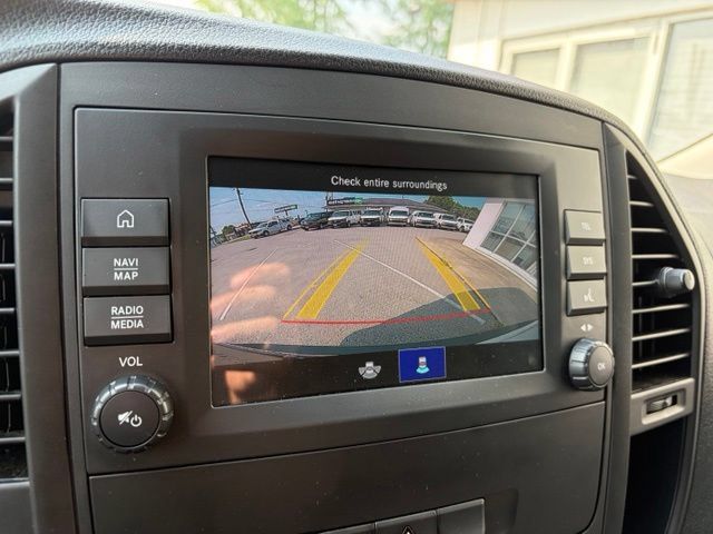 Used 2023 Mercedes-Benz Metris image 14