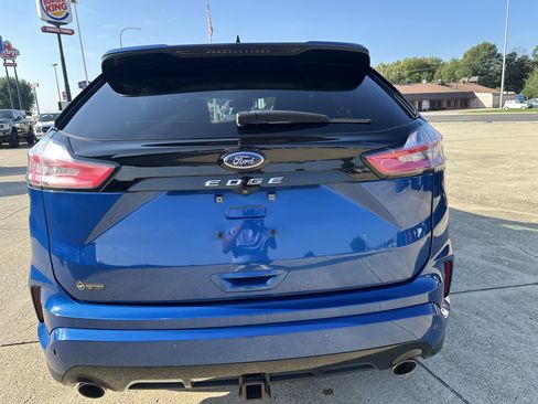 Used 2021 Ford Edge ST-Line w/ Class II Trailer Tow Package AWD/4WD image 8