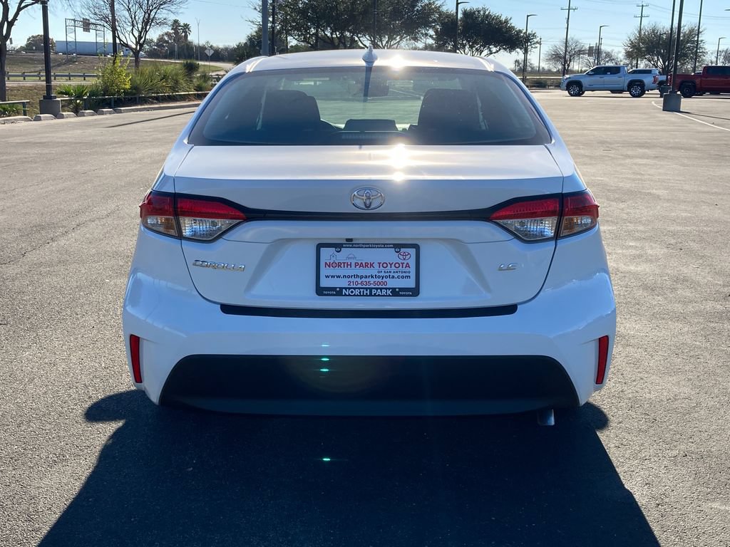 New 2026 Toyota Corolla LE FWD image 6