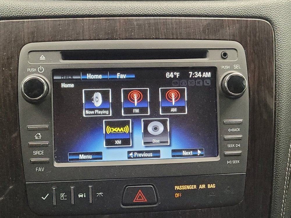 Used 2017 Chevrolet Traverse LT FWD image 25