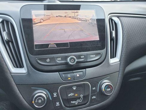 Used 2021 Chevrolet Malibu RS image 45