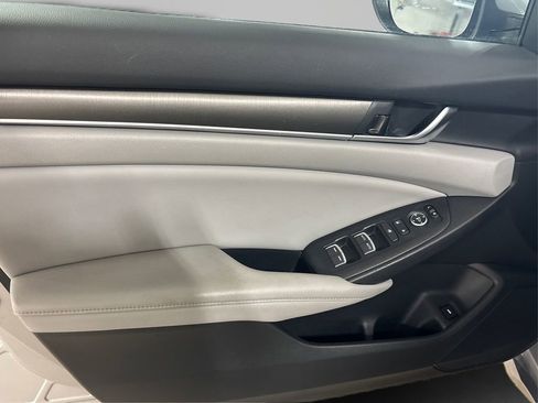 Used 2018 Honda Accord Hybrid image 22