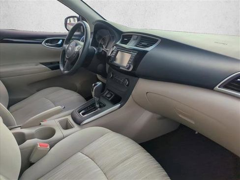 Used 2017 Nissan Sentra SV w/ Driver's Assist Package image 23