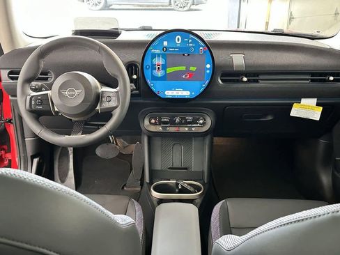 Certified 2025 MINI Cooper 2-Door Hardtop image 11