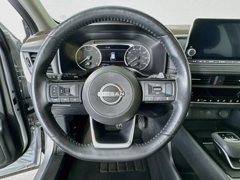 Used 2023 Nissan Rogue SV w/ SV Premium B Package AWD/4WD image 11