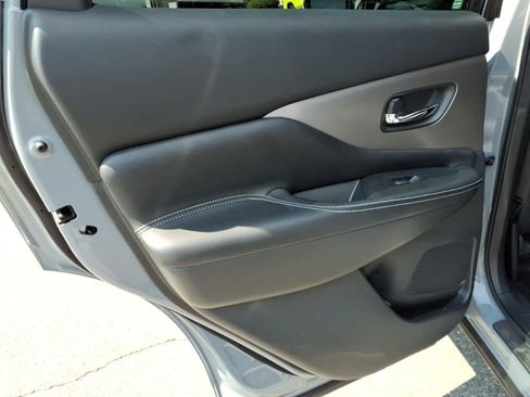 Certified 2023 Nissan Murano SV w/ SV Midnight Edition Package AWD/4WD image 12