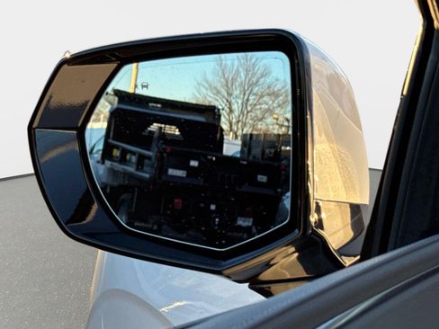 Used 2023 Cadillac Escalade Sport Platinum image 18