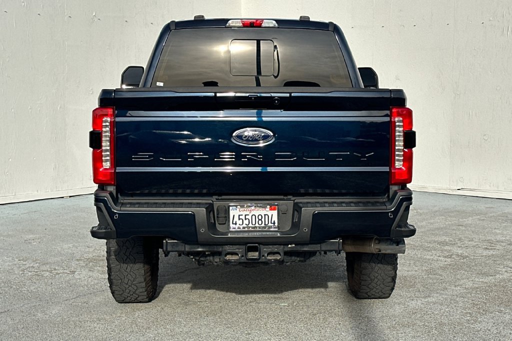 Used 2023 Ford F250 Lariat w/ Lariat Ultimate Package AWD/4WD image 4