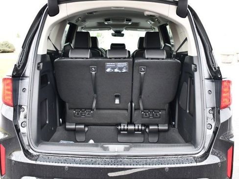 New 2026 Honda Odyssey Touring image 31