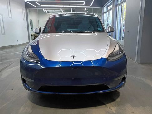 Used 2022 Tesla Model Y Long Range AWD/4WD image 1