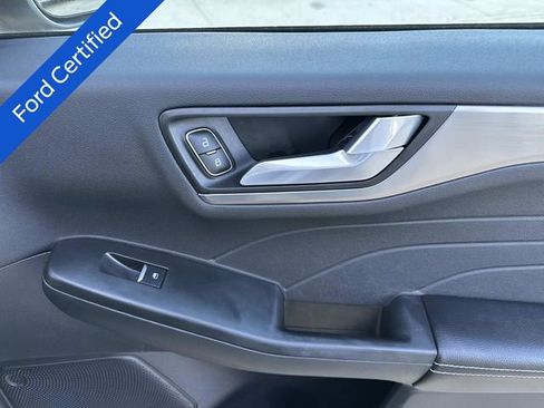 Used 2022 Ford Escape Titanium w/ Class II Trailer Tow Package image 16