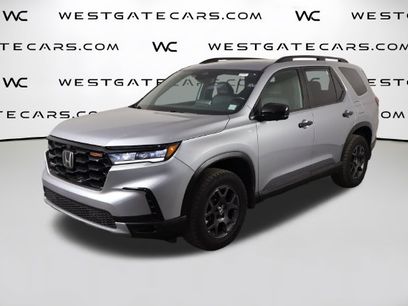 Used 2025 Honda Pilot TrailSport