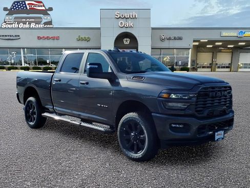 New 2026 RAM 2500 Big Horn AWD/4WD image 1