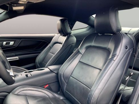 Used 2024 Ford Mustang GT Premium RWD image 7