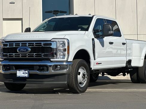 New 2026 Ford F350 XLT image 7