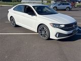 Used 2022 Volkswagen Jetta Sport image 3