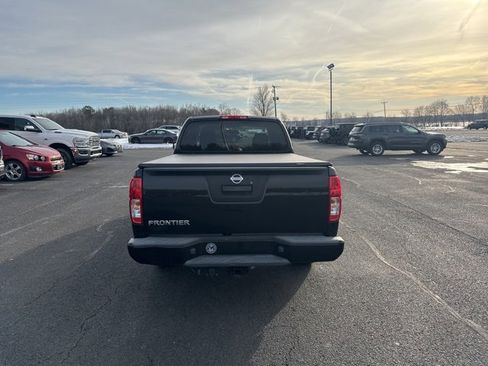 Used 2017 Nissan Frontier S image 5