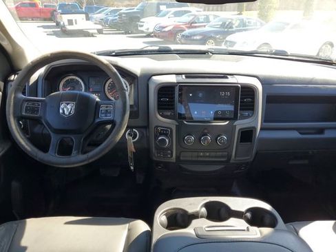 Used 2018 RAM 1500 Tradesman w/ Chrome Appearance Group image 27