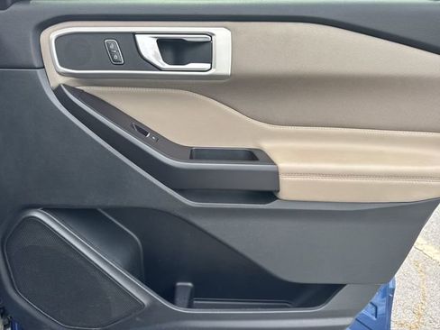 Certified 2020 Ford Explorer XLT RWD image 14