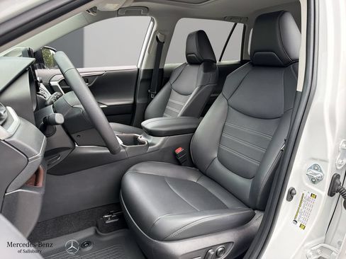 Used 2024 Toyota RAV4 Limited w/ Advanced Technology Package AWD/4WD image 14