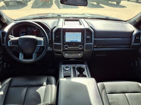 Used 2021 Ford Expedition XLT RWD image 10
