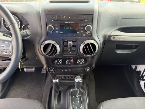 Used 2016 Jeep Wrangler Unlimited Sport w/ Quick Order Package 24S image 34