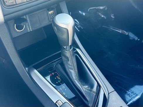 Used 2019 Toyota Corolla LE FWD image 16