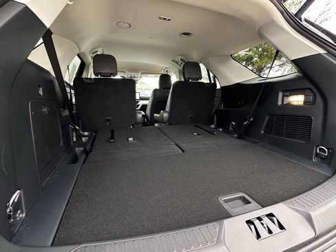 New 2026 Ford Explorer Active w/ Active Comfort Package image 61